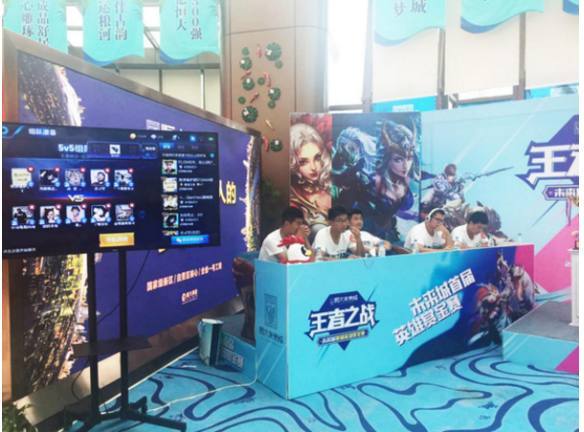 LPL春季赛今日首发名单：Puff迎战Lwx Uzi仍未首发 Doinb大战Rookie