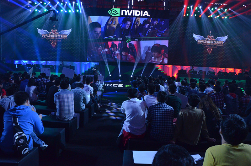 NAVI, Vitality , Mouz , 和 Spirit 收到 BLAST Open Fall 2025 的邀请